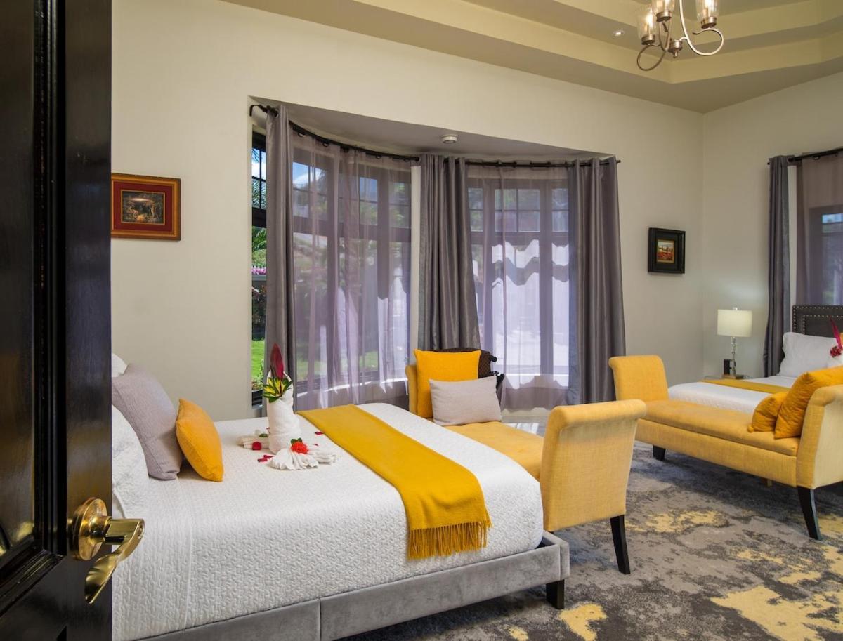 Villa Mimosa Jamaica Exclusive Luxury Stay- Resort Vibe Discovery Bay Dış mekan fotoğraf