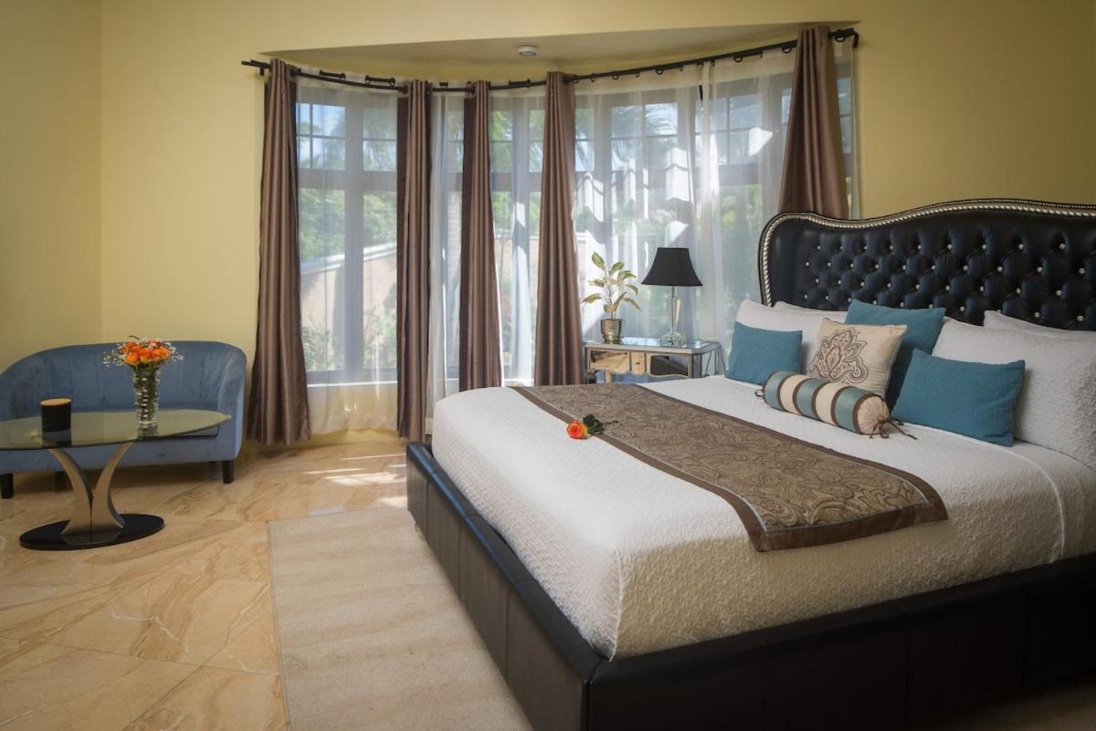 Villa Mimosa Jamaica Exclusive Luxury Stay- Resort Vibe Discovery Bay Dış mekan fotoğraf